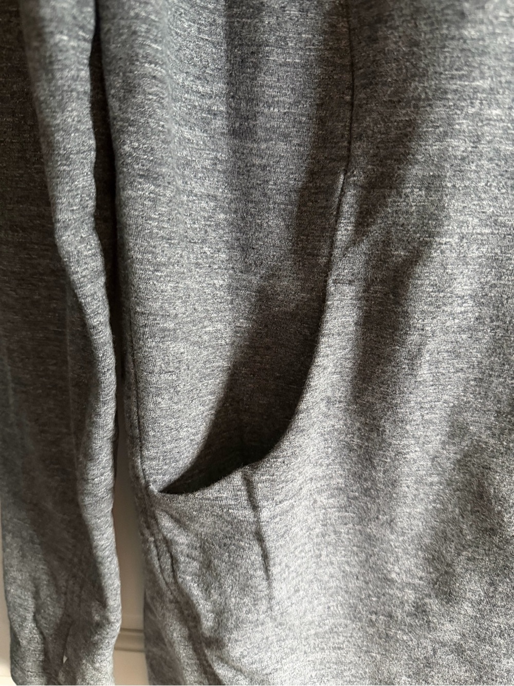 Lululemon That's A Wrap Sweater Snap Buttons sz 4 Grey with Pockets - Picture 11 of 14